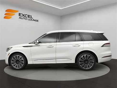 Used 2020 Lincoln Aviator Black Label w/ Dynamic Handling Package image 2