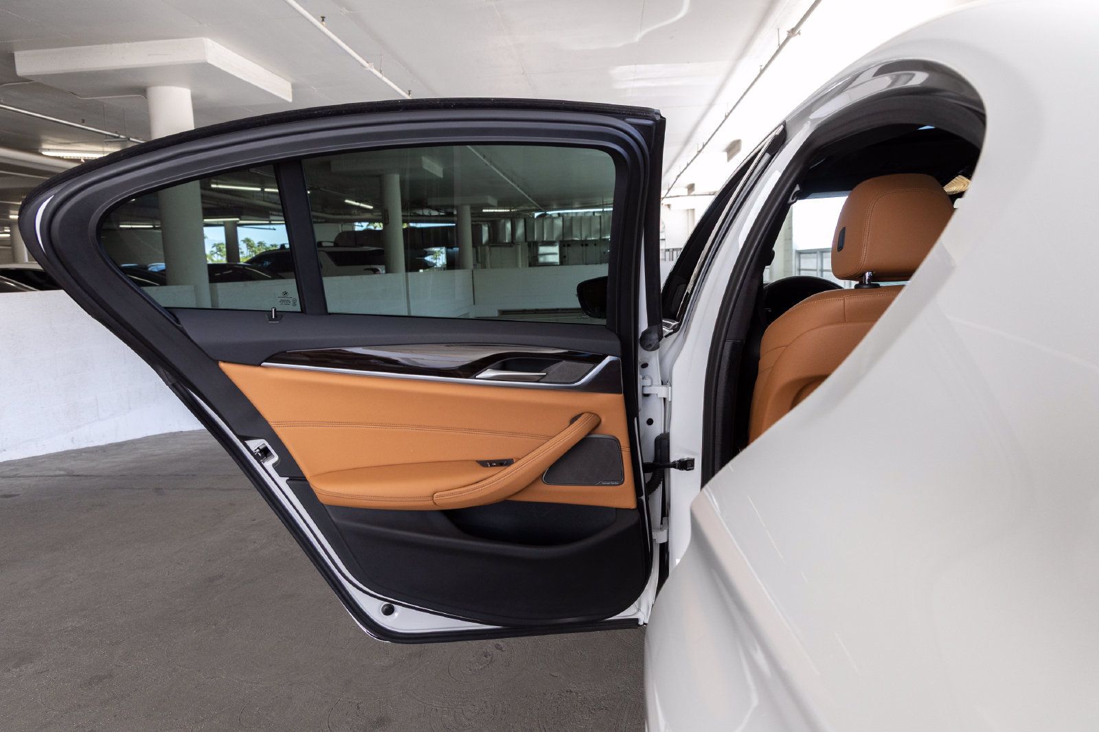Certified 2023 BMW 530i w/ Premium Package RWD image 19
