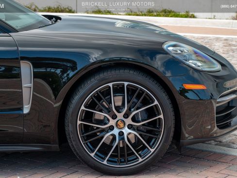 Used 2022 Porsche Panamera Platinum Edition RWD image 45