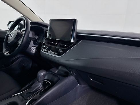 Used 2023 Toyota Corolla LE image 28
