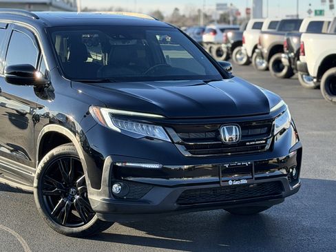Used 2022 Honda Pilot Black Edition image 4