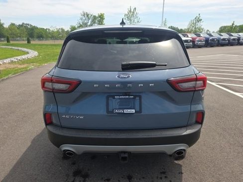 Used 2023 Ford Escape Active w/ Cold Weather Package FWD image 9