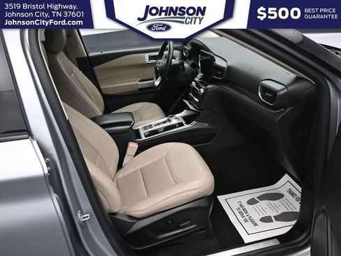 Certified 2023 Ford Explorer Limited w/ Equipment Group 301A RWD image 15