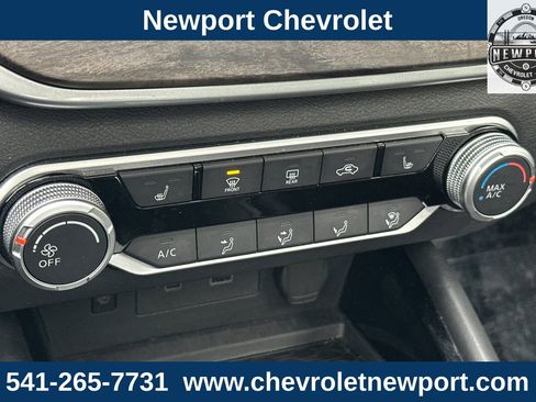 Used 2024 Nissan Altima 2.5 SV w/ SV Premium Package image 21