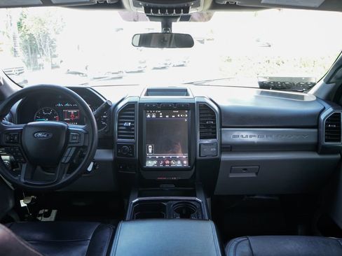 Used 2020 Ford F250 XLT w/ XLT Value Package image 24