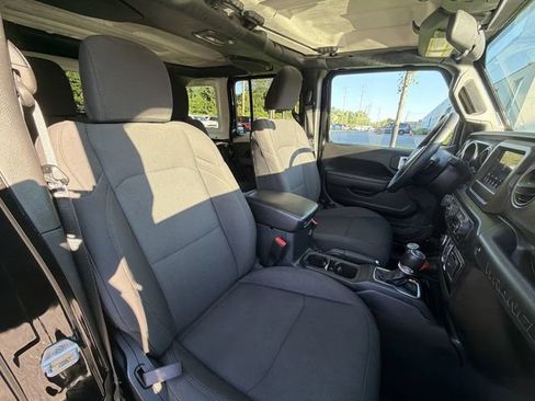 Used 2022 Jeep Wrangler Unlimited Sport AWD/4WD image 24