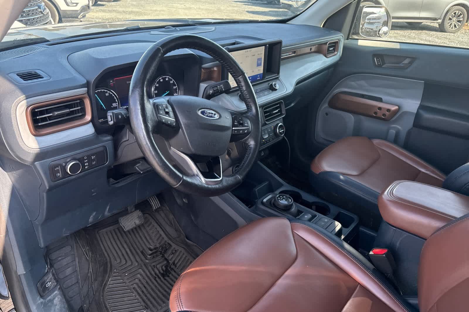 Used 2022 Ford Maverick Lariat w/ Lariat Luxury Package FWD image 13