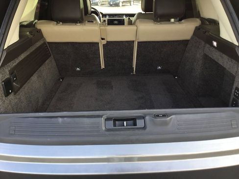 Used 2018 Land Rover Range Rover HSE image 23