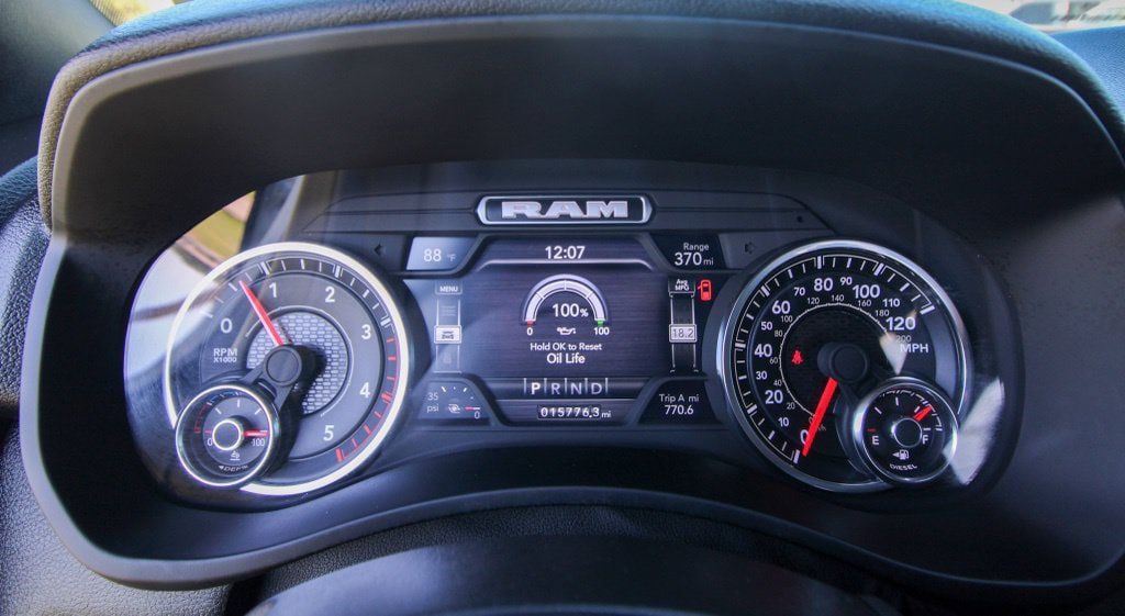Used 2024 RAM 2500 Big Horn w/ Level 2 Equipment Group AWD/4WD image 22