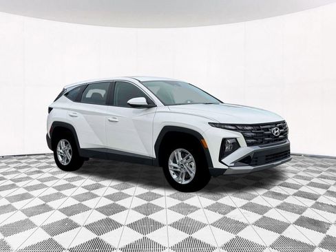 New 2026 Hyundai Tucson SE image 16