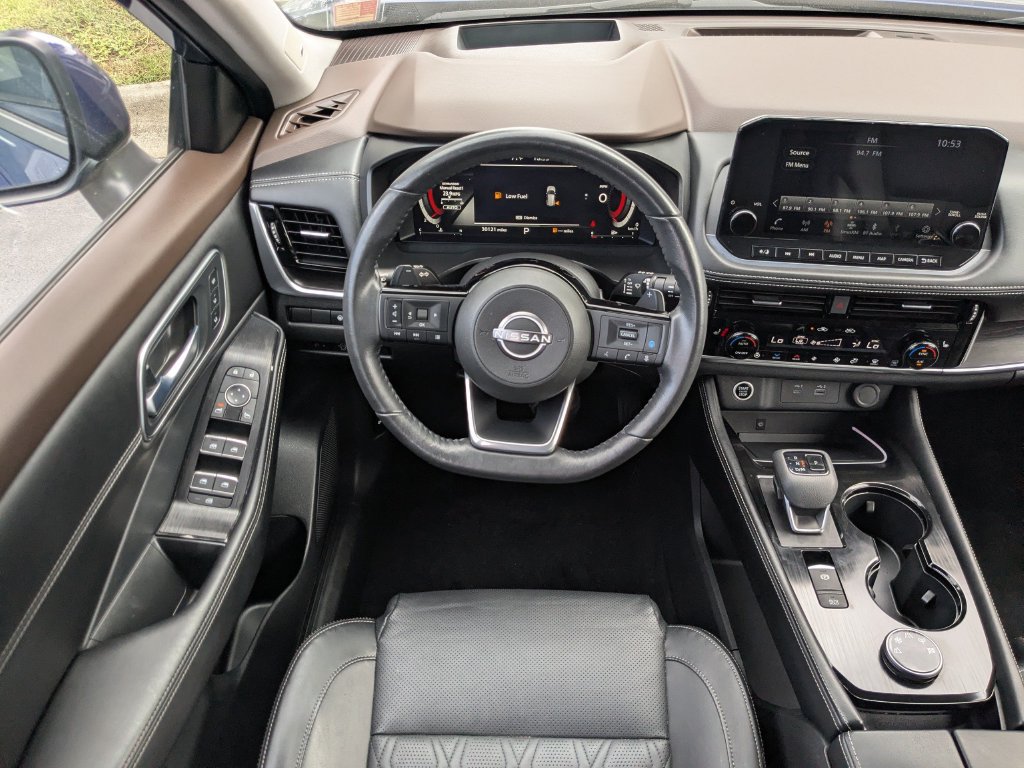 Used 2023 Nissan Rogue Platinum w/ Platinum Premium Package AWD/4WD image 14