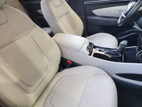 Certified 2024 Hyundai Tucson SEL w/ Convenience Package FWD image 8