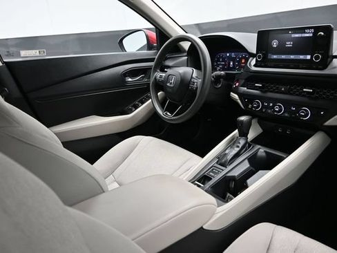 Used 2023 Honda Accord EX image 13