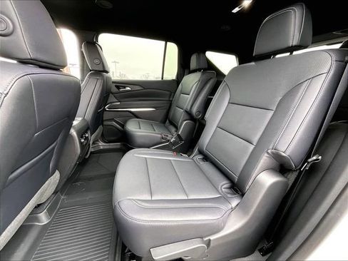 New 2026 Chevrolet Traverse LT w/ Midnight/Sport Edition image 14