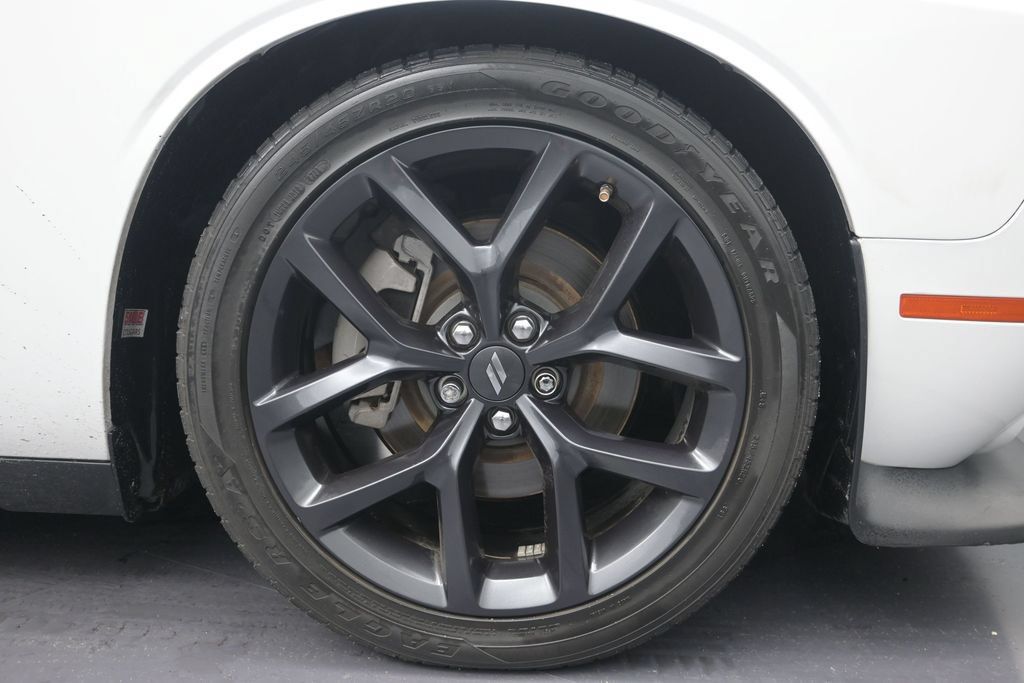 Used 2023 Dodge Challenger GT w/ Blacktop Package RWD image 9