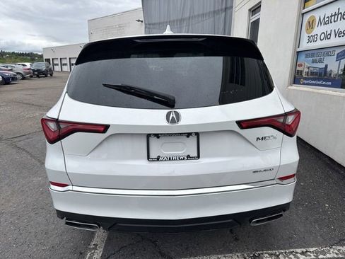 Used 2023 Acura MDX SH-AWD image 4