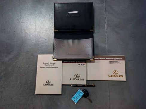 Used 2002 Lexus IS 300 image 99