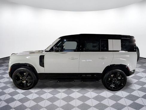 New 2026 Land Rover Defender 110 X-Dynamic SE AWD/4WD image 2