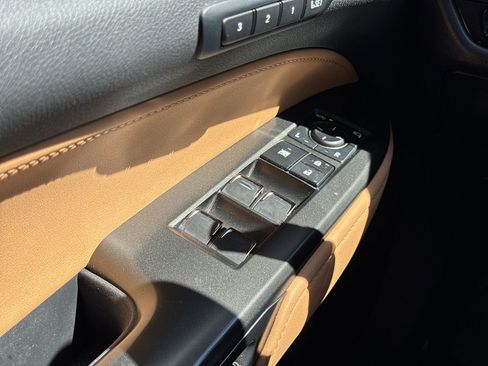 Used 2025 Lexus NX 350 AWD w/ Premium Package image 29