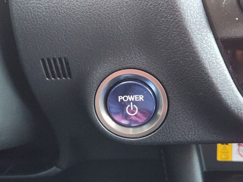 Used 2022 Lexus RX 450hL Luxury w/ Cold Area Package (CT) image 19