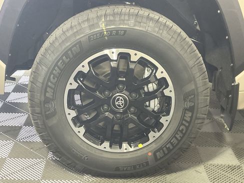 New 2026 Toyota Tundra SR5 AWD/4WD image 10
