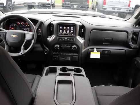 New 2026 Chevrolet Silverado 2500 Custom w/ Custom Value Package image 15