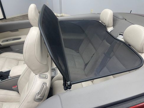 Used 2011 Volvo C70 T5 w/ Convenience Pkg FWD image 37