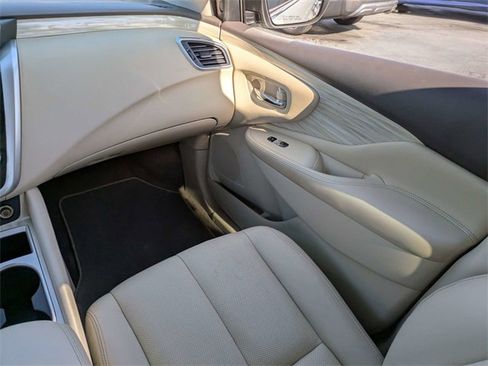 Used 2018 Nissan Murano Platinum image 18