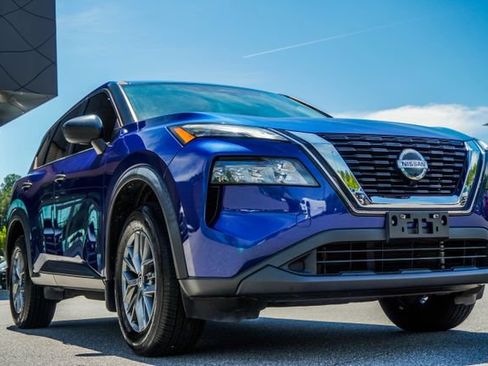 Used 2021 Nissan Rogue S FWD image 4