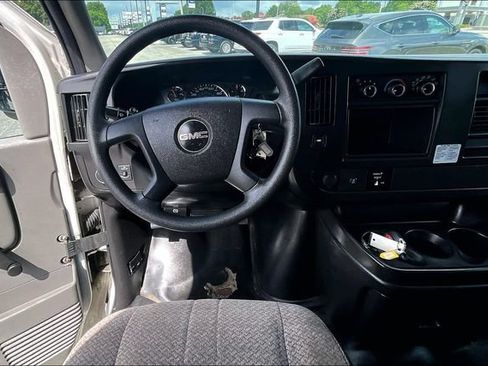 Used 2012 GMC Savana 2500 RWD image 8
