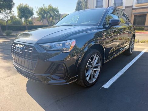 Used 2022 Audi Q3 2.0T Premium w/ Black Optic Sport Package AWD/4WD image 1