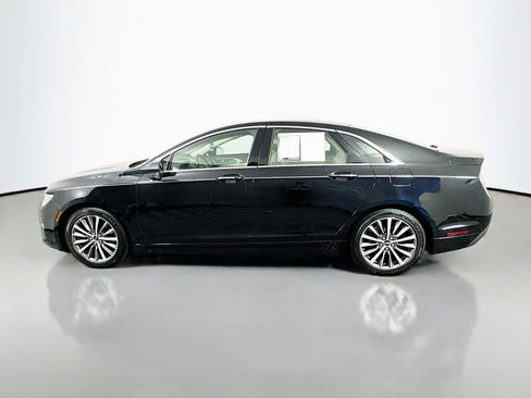 Used 2017 Lincoln MKZ Select w/ Select Plus Package FWD image 4