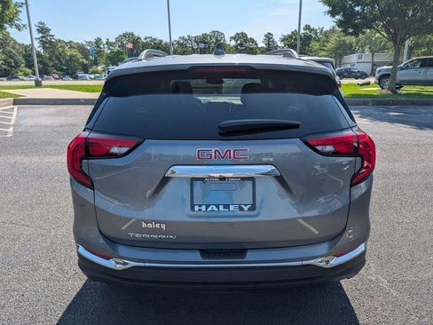 Used 2021 GMC Terrain SLT FWD image 7