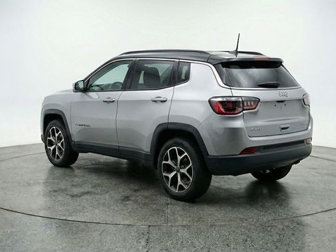 Used 2025 Jeep Compass Limited image 6