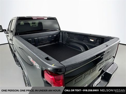 Used 2021 Chevrolet Silverado 2500 Custom w/ Custom Value Package image 24