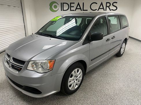 Used 2016 Dodge Grand Caravan American Value Package image 1