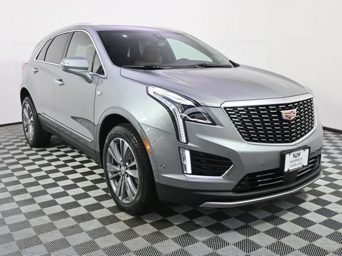 New 2026 Cadillac XT5 Premium Luxury w/ Driver Assist Package AWD/4WD image 9
