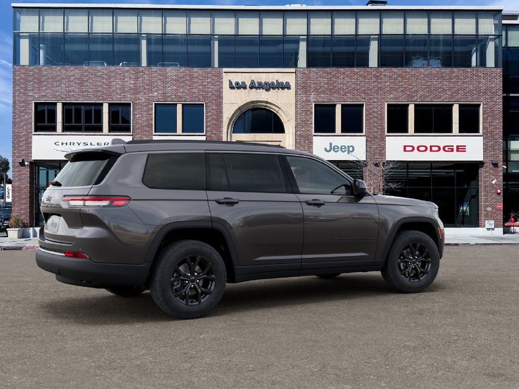 New 2026 Jeep Grand Cherokee L 4WD image 4