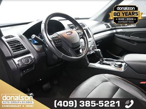 Used 2018 Ford Explorer Sport image 8