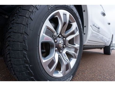 Used 2019 RAM 1500 Limited image 9