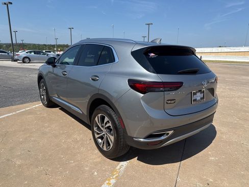 Used 2023 Buick Envision Essence image 5