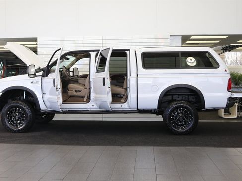 Used 2003 Ford F350 Lariat image 10