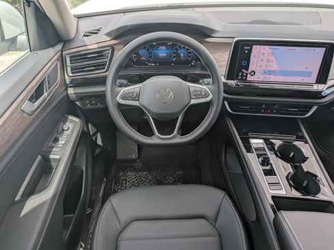 New 2026 Volkswagen Atlas SEL AWD/4WD image 18