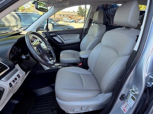 Used 2016 Subaru Forester 2.5i Limited AWD/4WD image 13