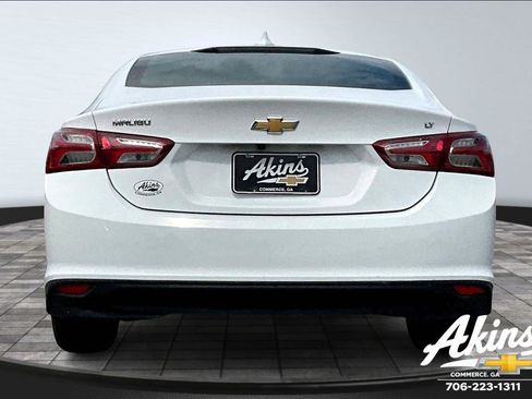 Used 2021 Chevrolet Malibu LT image 5