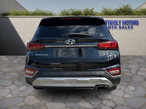 Used 2019 Hyundai Santa Fe SE image 4