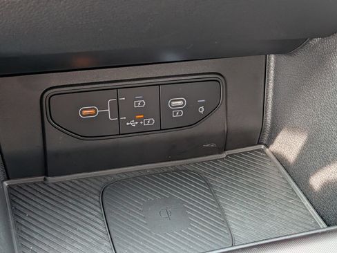 Used 2026 Kia Sportage EX FWD image 7