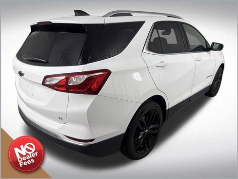 Used 2020 Chevrolet Equinox LT w/ Sport Edition image 3