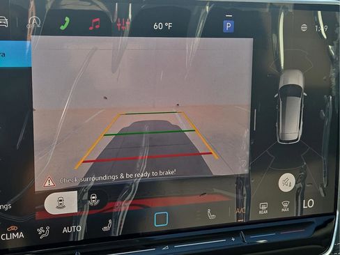 New 2026 Volkswagen Tiguan SE image 22