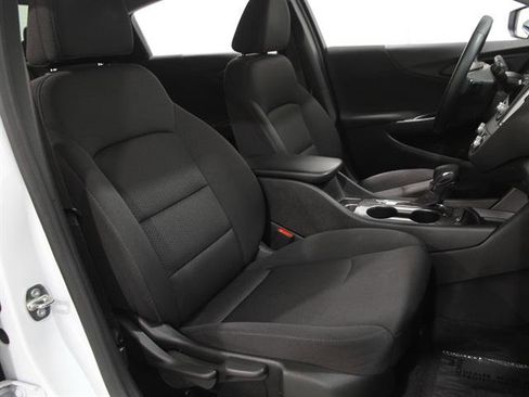 Used 2024 Chevrolet Malibu RS w/ LPO, Floor Liner Package image 15